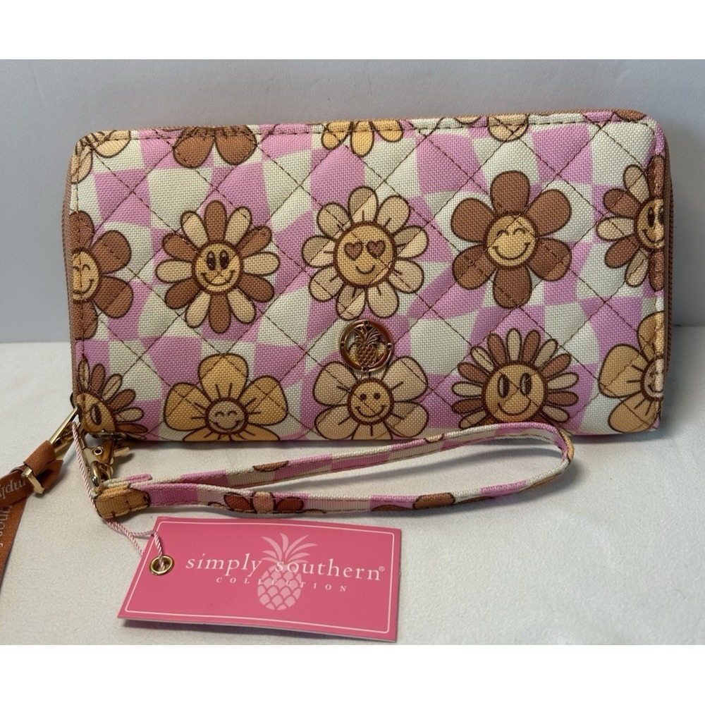 NEW Simply Southern Wristlet PATTERN GROOVY FLOWER Wallet w8